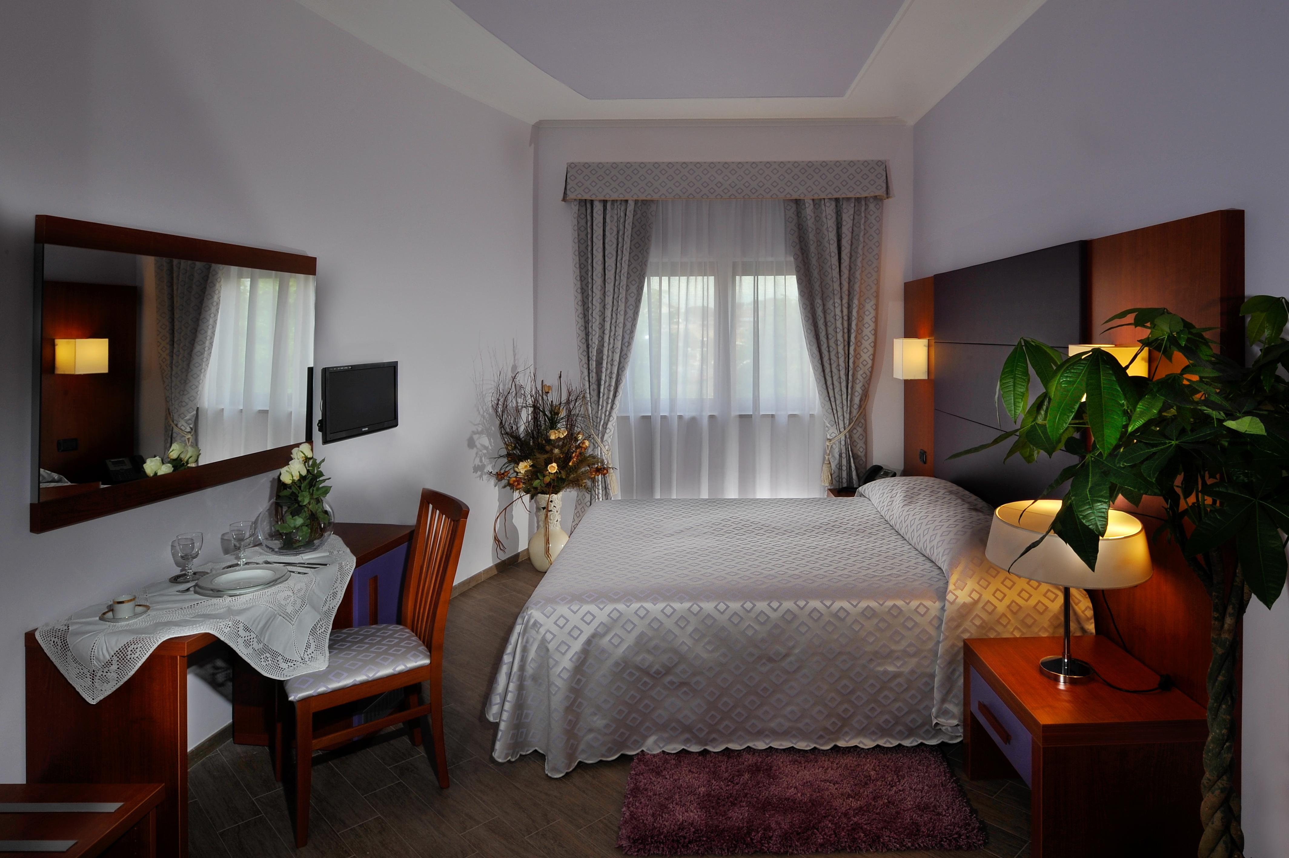 Hotel Roma Tiburtina Metro Εξωτερικό φωτογραφία