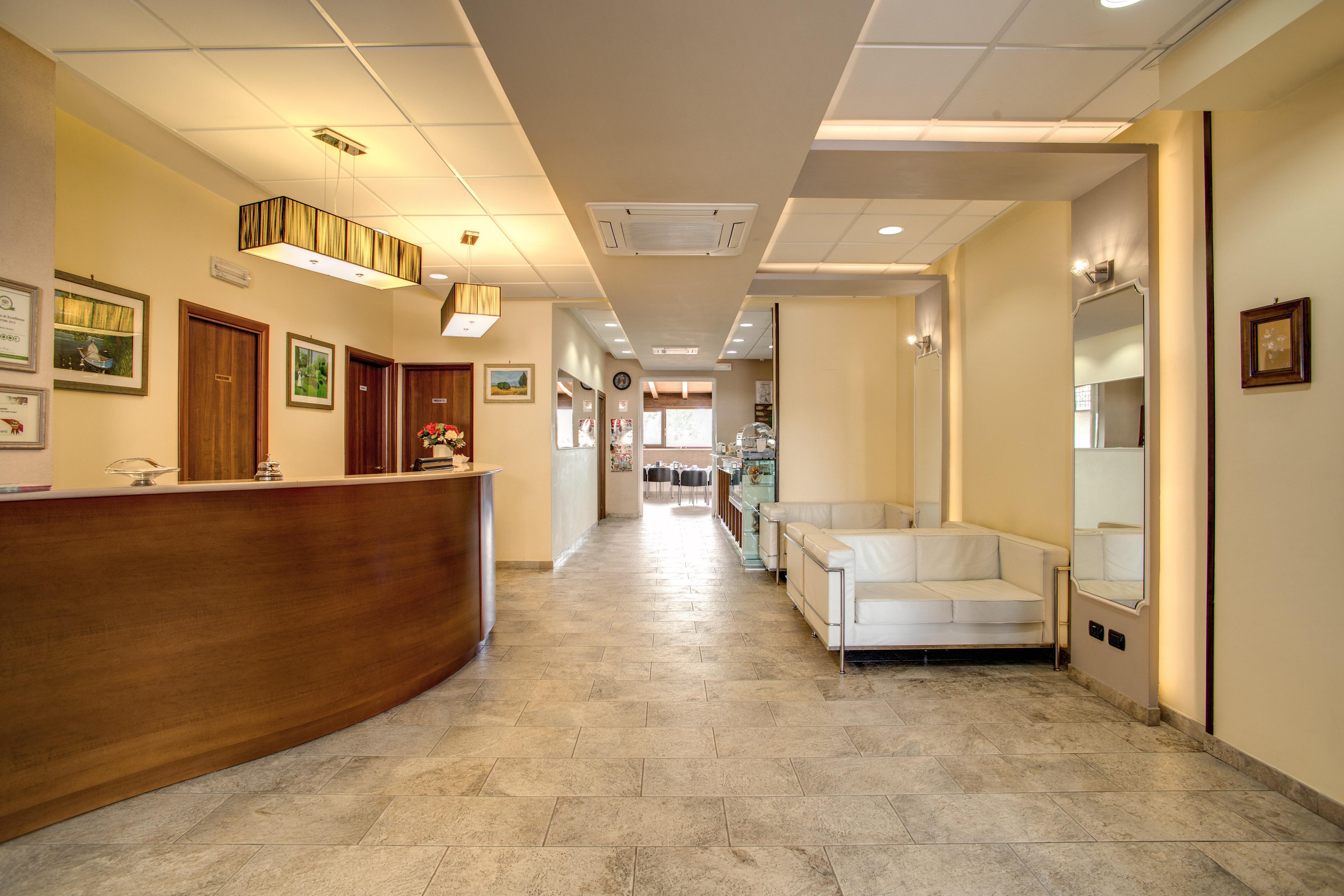 Hotel Roma Tiburtina Metro Εξωτερικό φωτογραφία