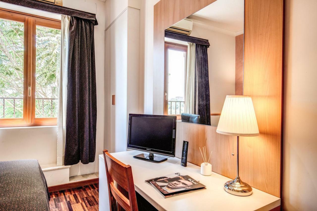 Hotel Roma Tiburtina Metro Εξωτερικό φωτογραφία